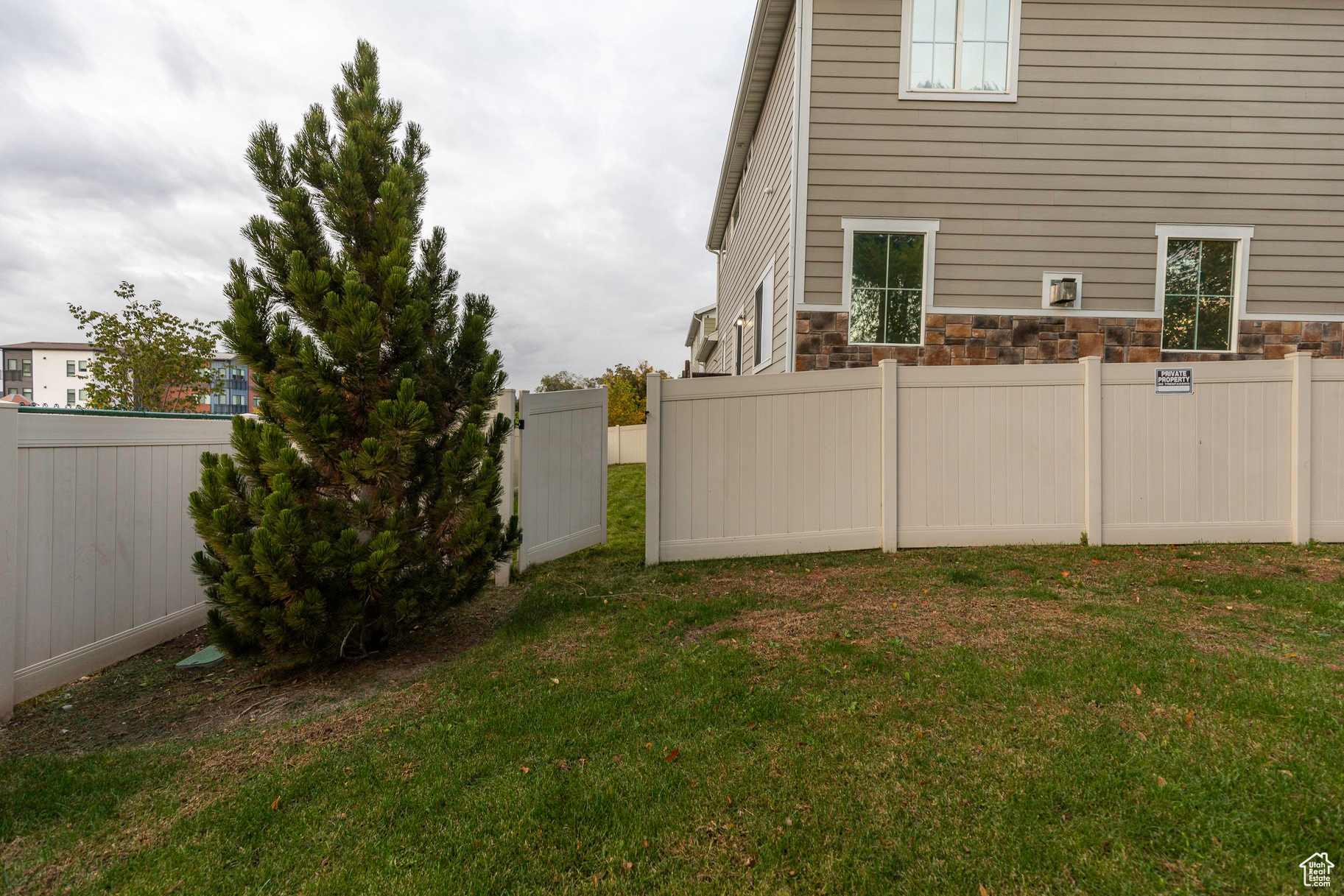 7302 S Walker Park Ln, Midvale, Utah image 38