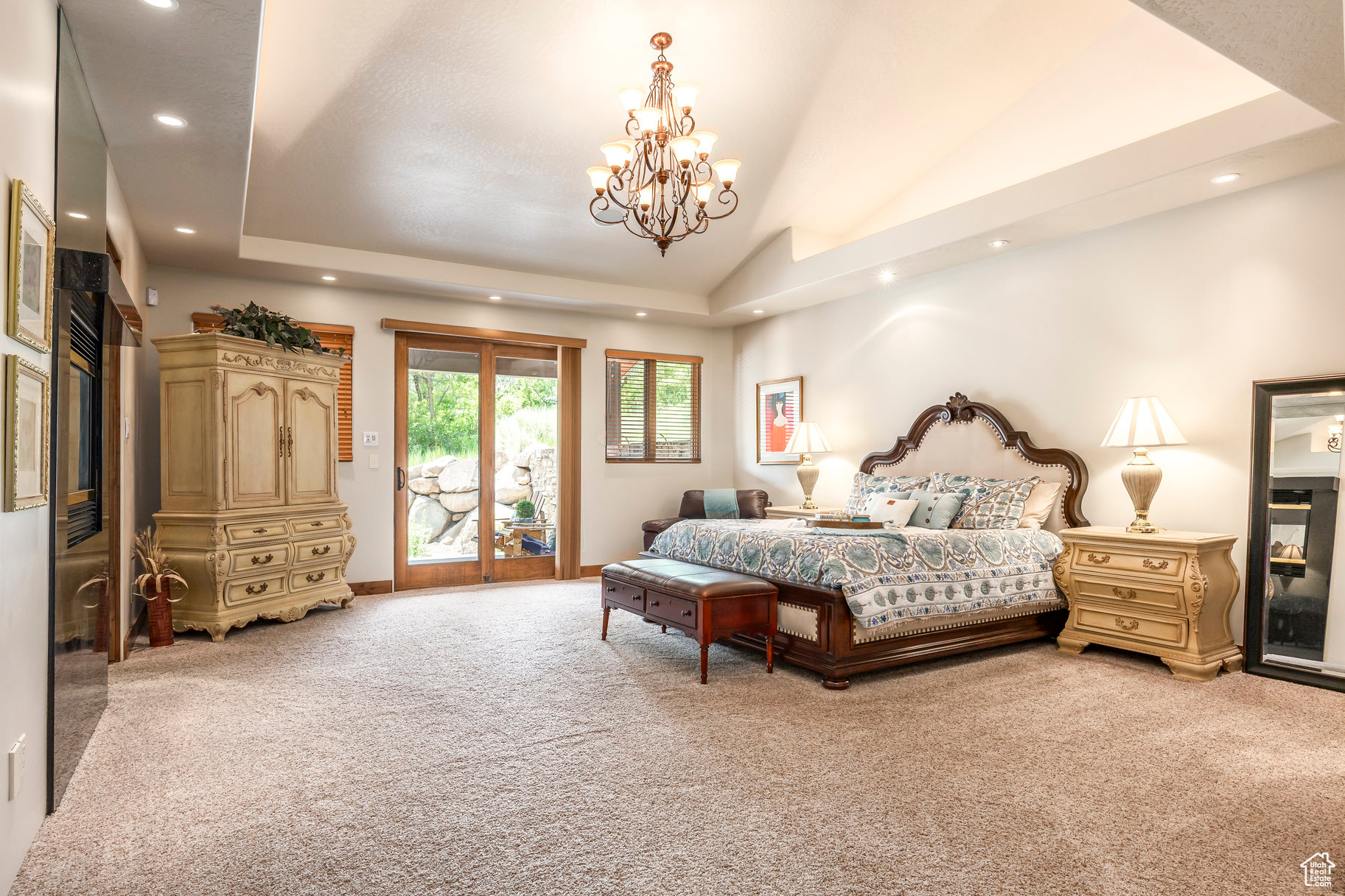 BRIDGE HOLLOW - Residential