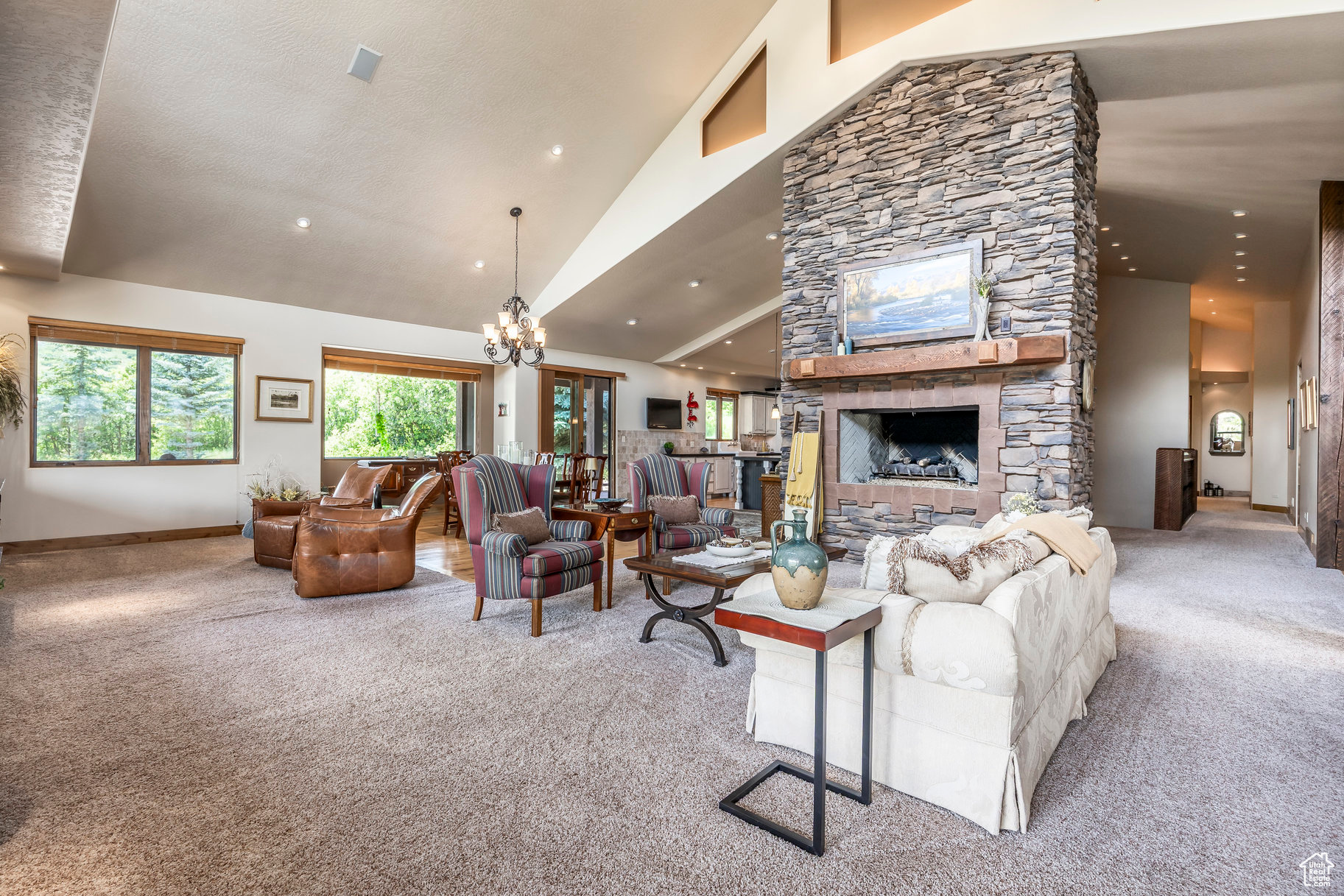 BRIDGE HOLLOW - Residential