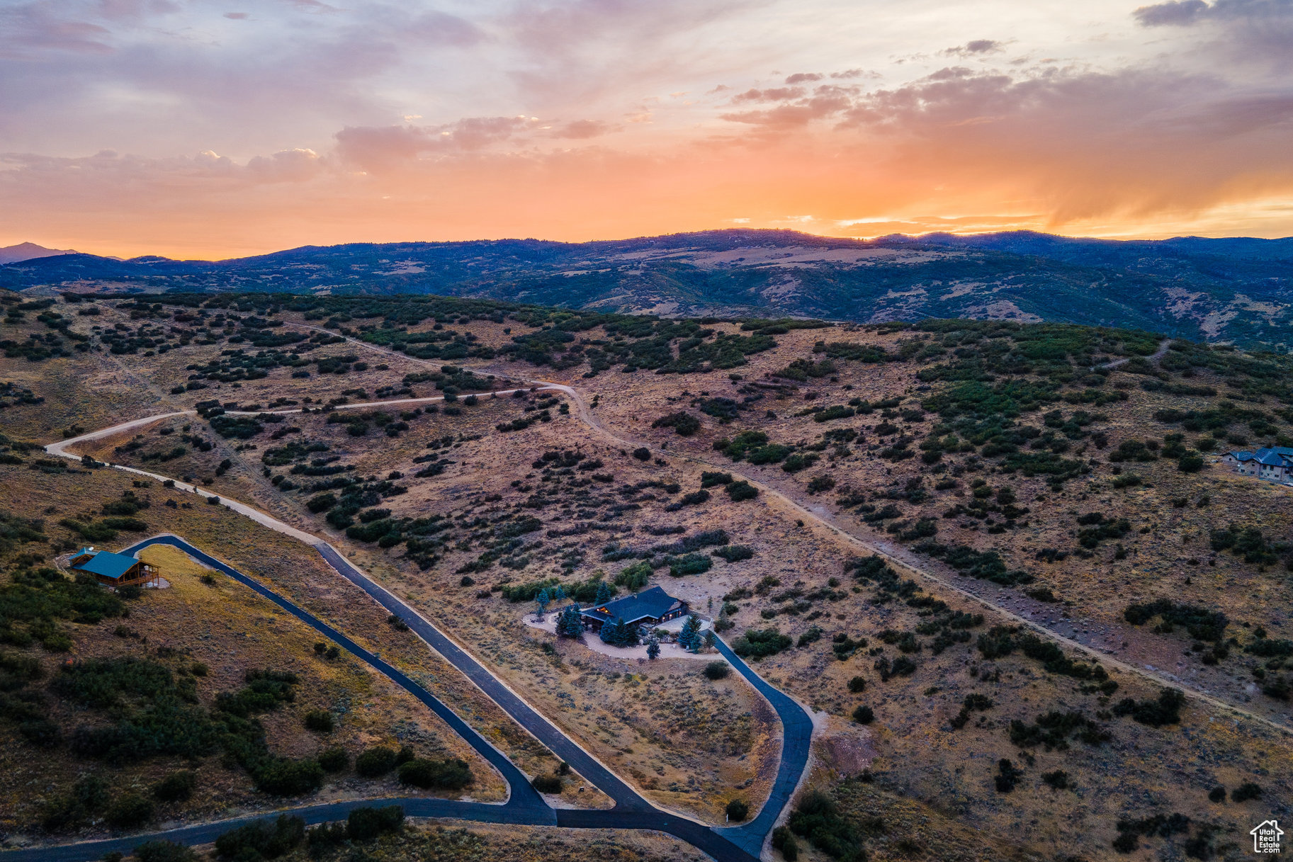 BRIDGE HOLLOW - Residential