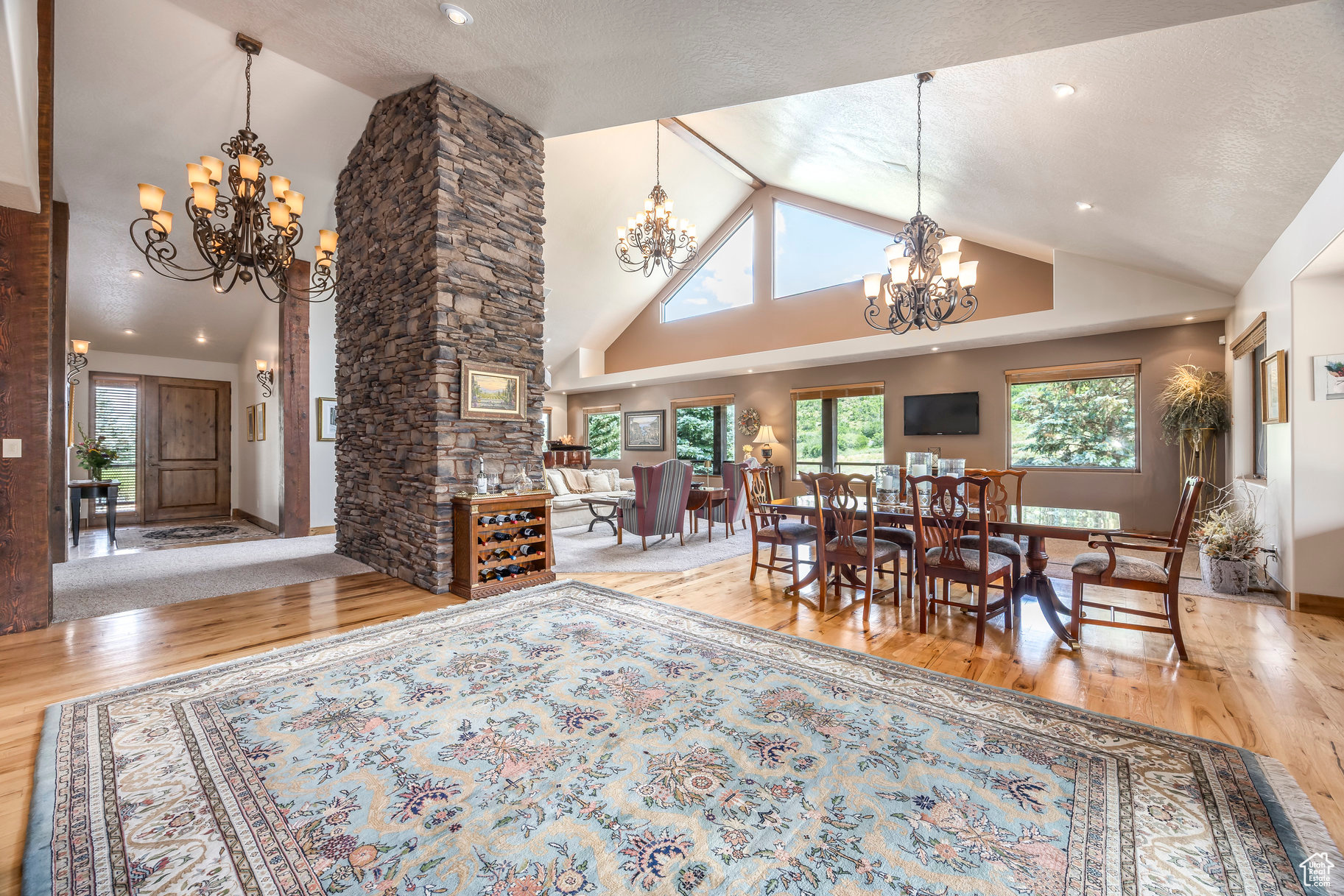 BRIDGE HOLLOW - Residential