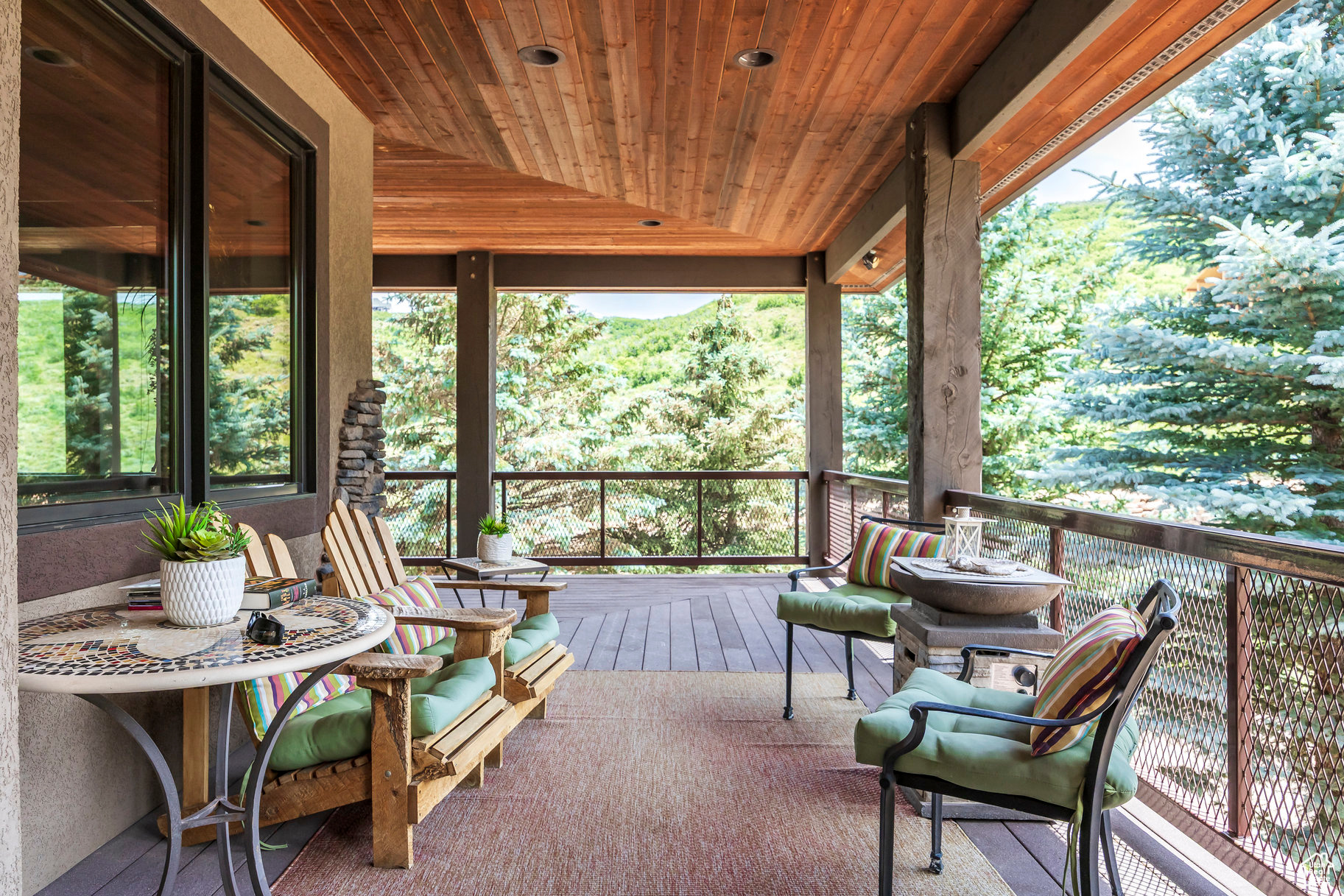 BRIDGE HOLLOW - Residential