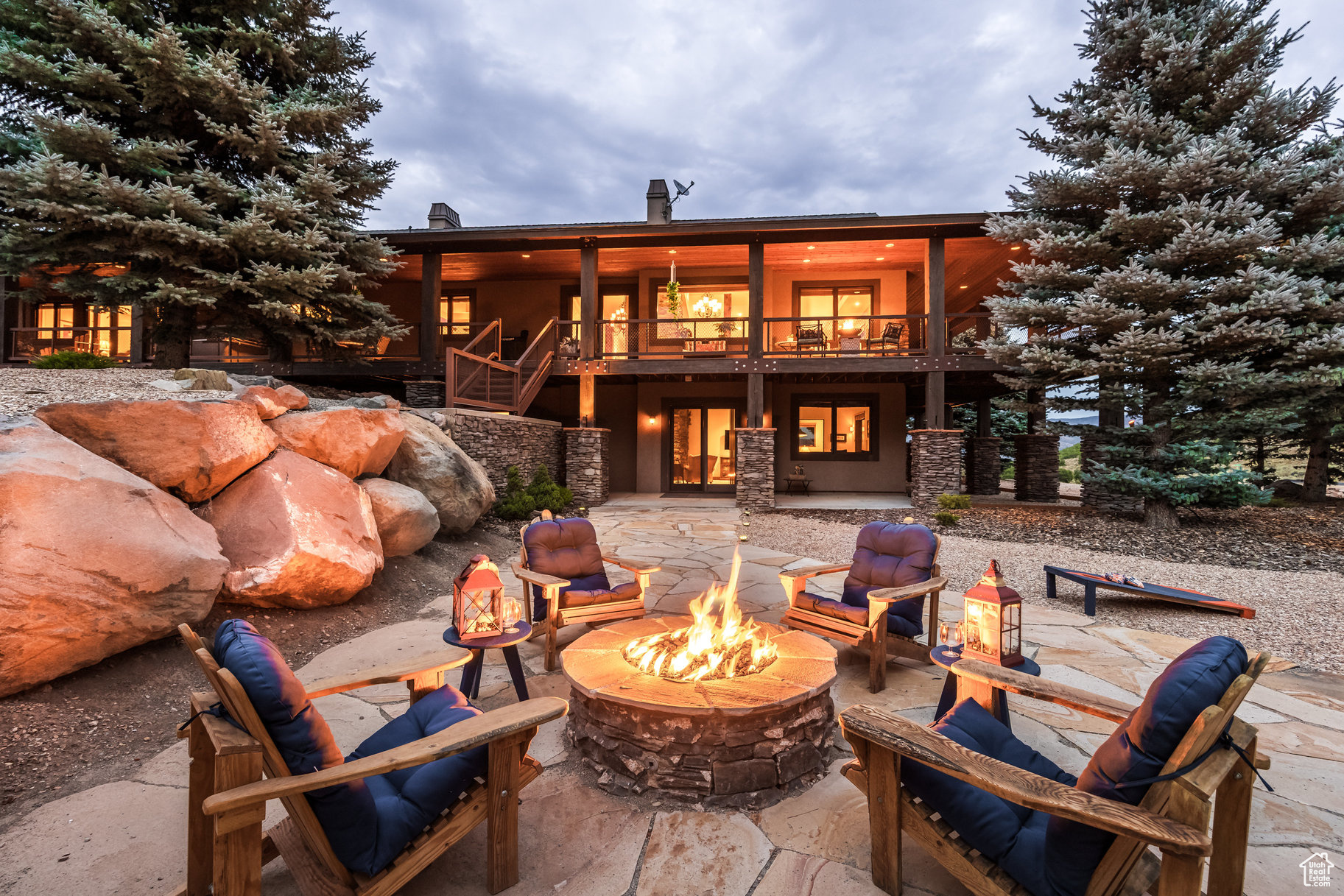 BRIDGE HOLLOW - Residential