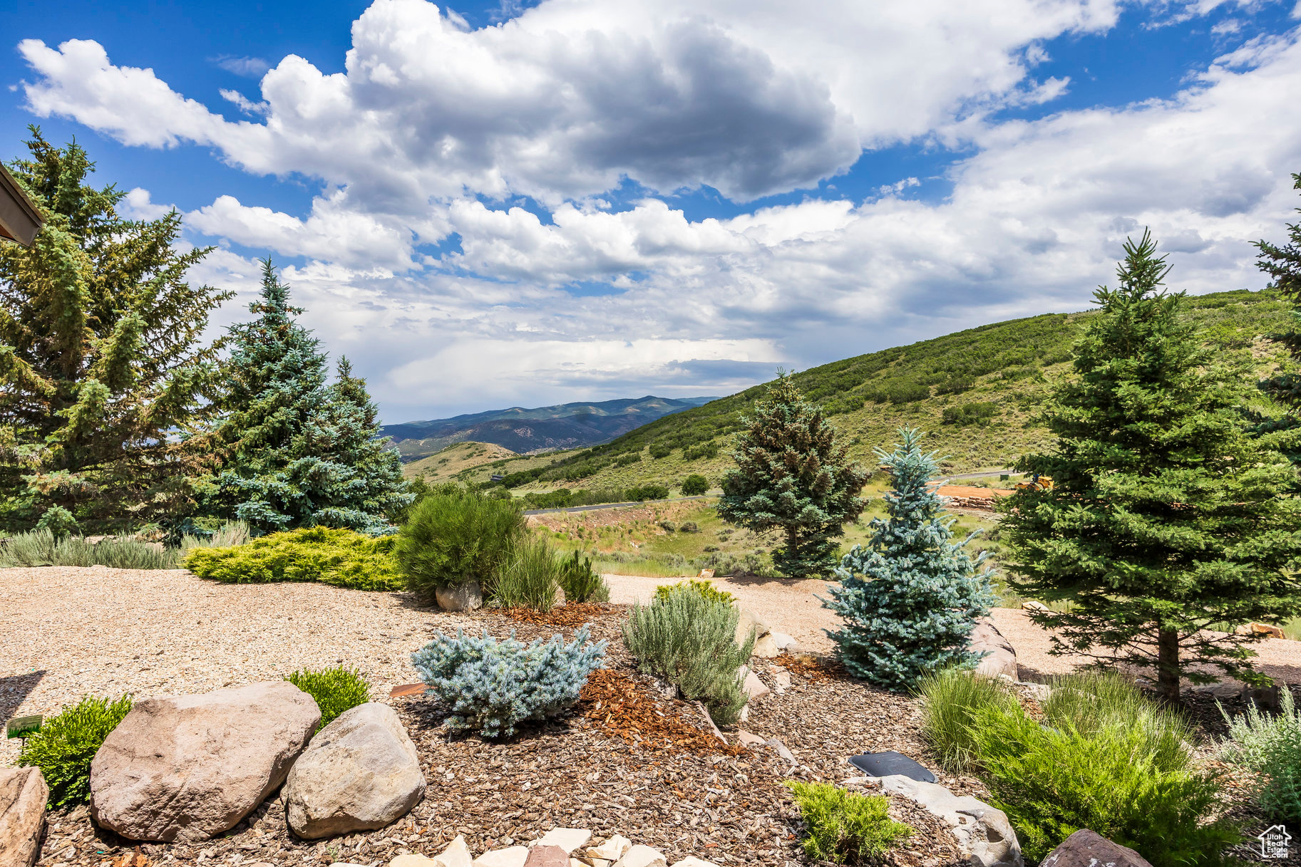 BRIDGE HOLLOW - Residential