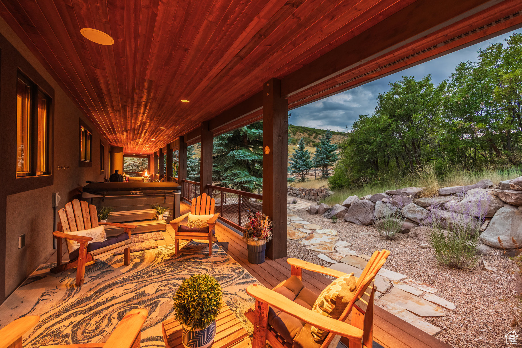 BRIDGE HOLLOW - Residential