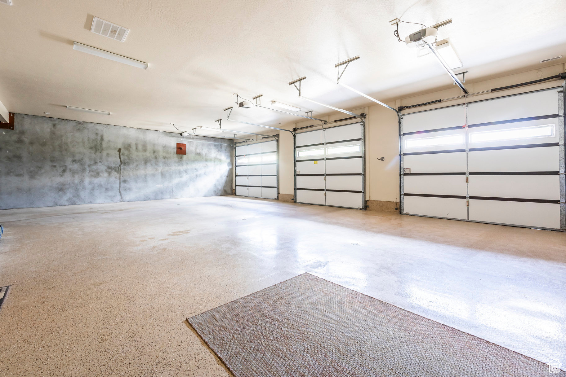 BRIDGE HOLLOW - Residential