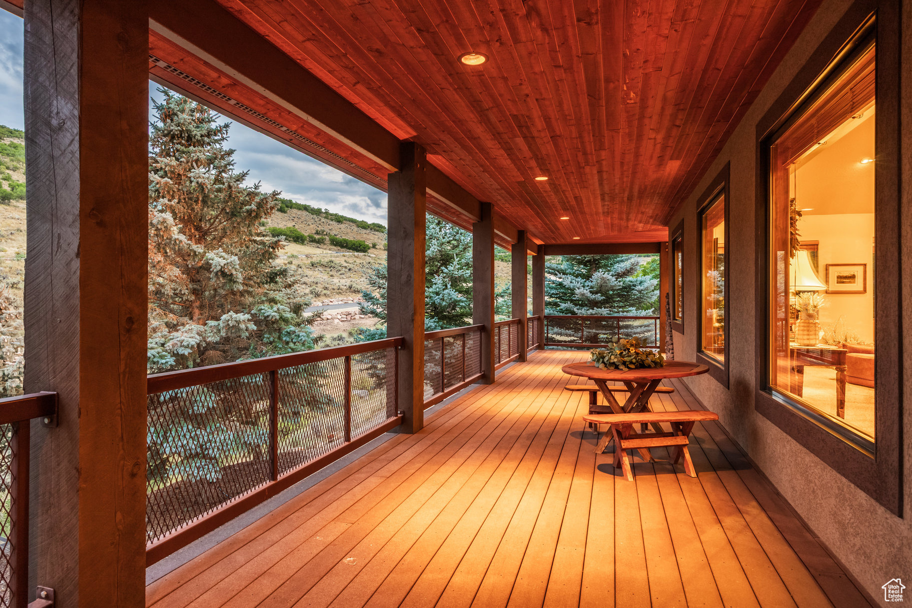 BRIDGE HOLLOW - Residential