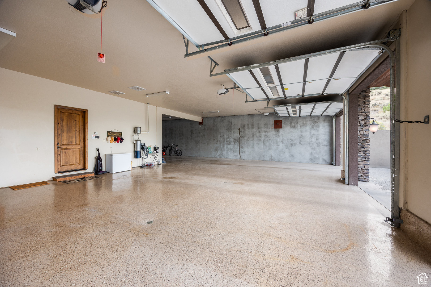 BRIDGE HOLLOW - Residential