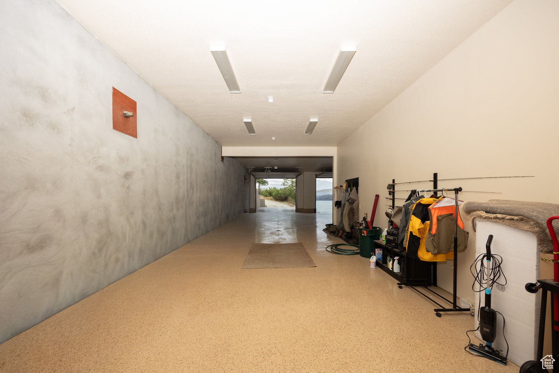 BRIDGE HOLLOW - Residential