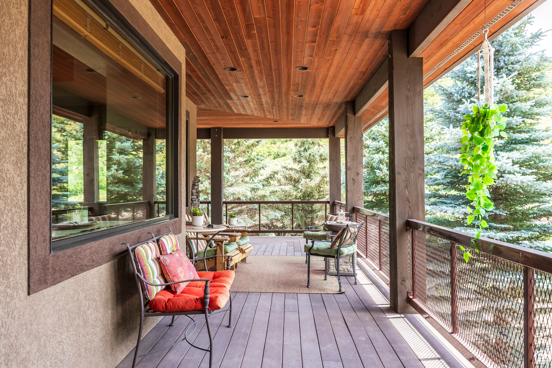 BRIDGE HOLLOW - Residential