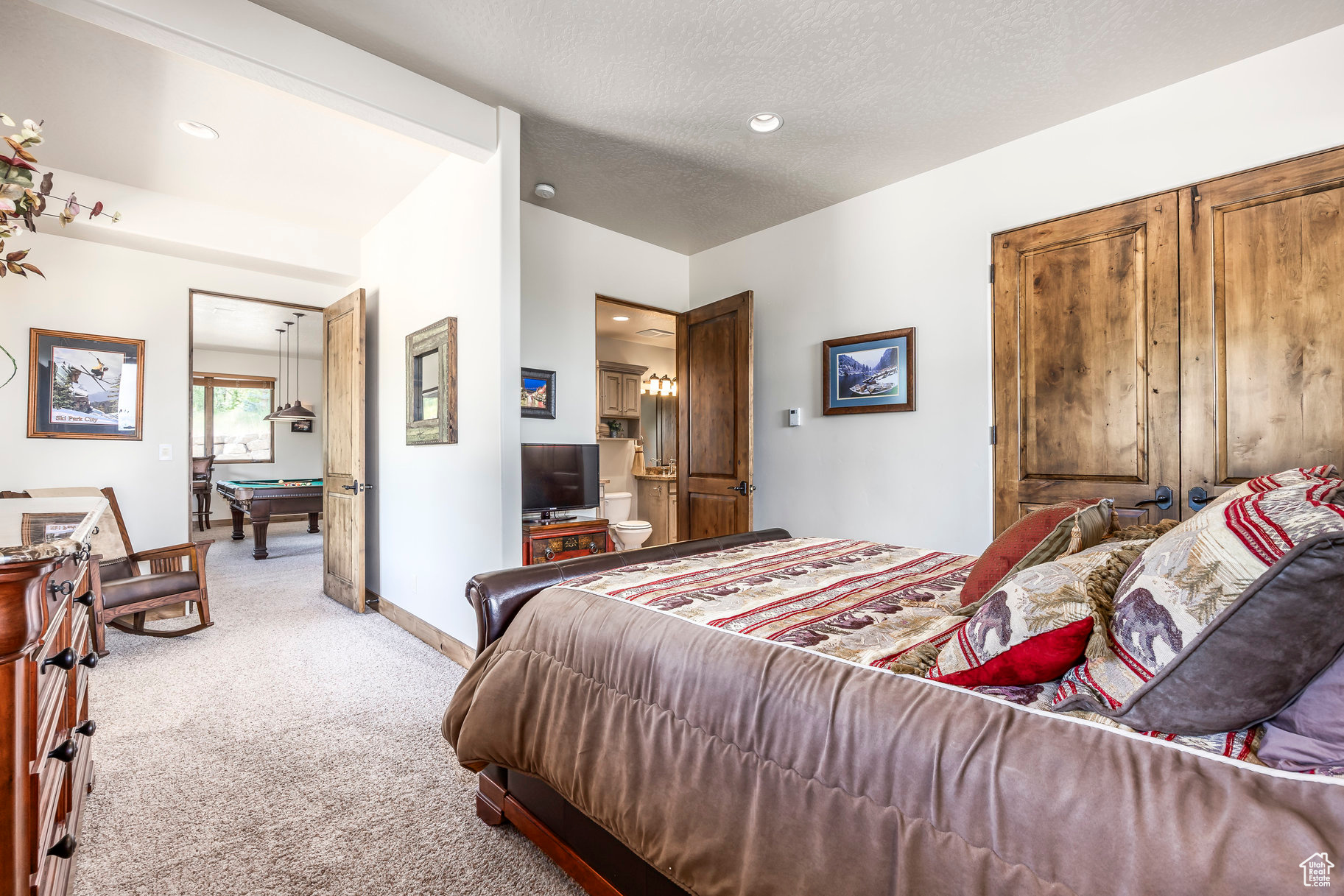 BRIDGE HOLLOW - Residential