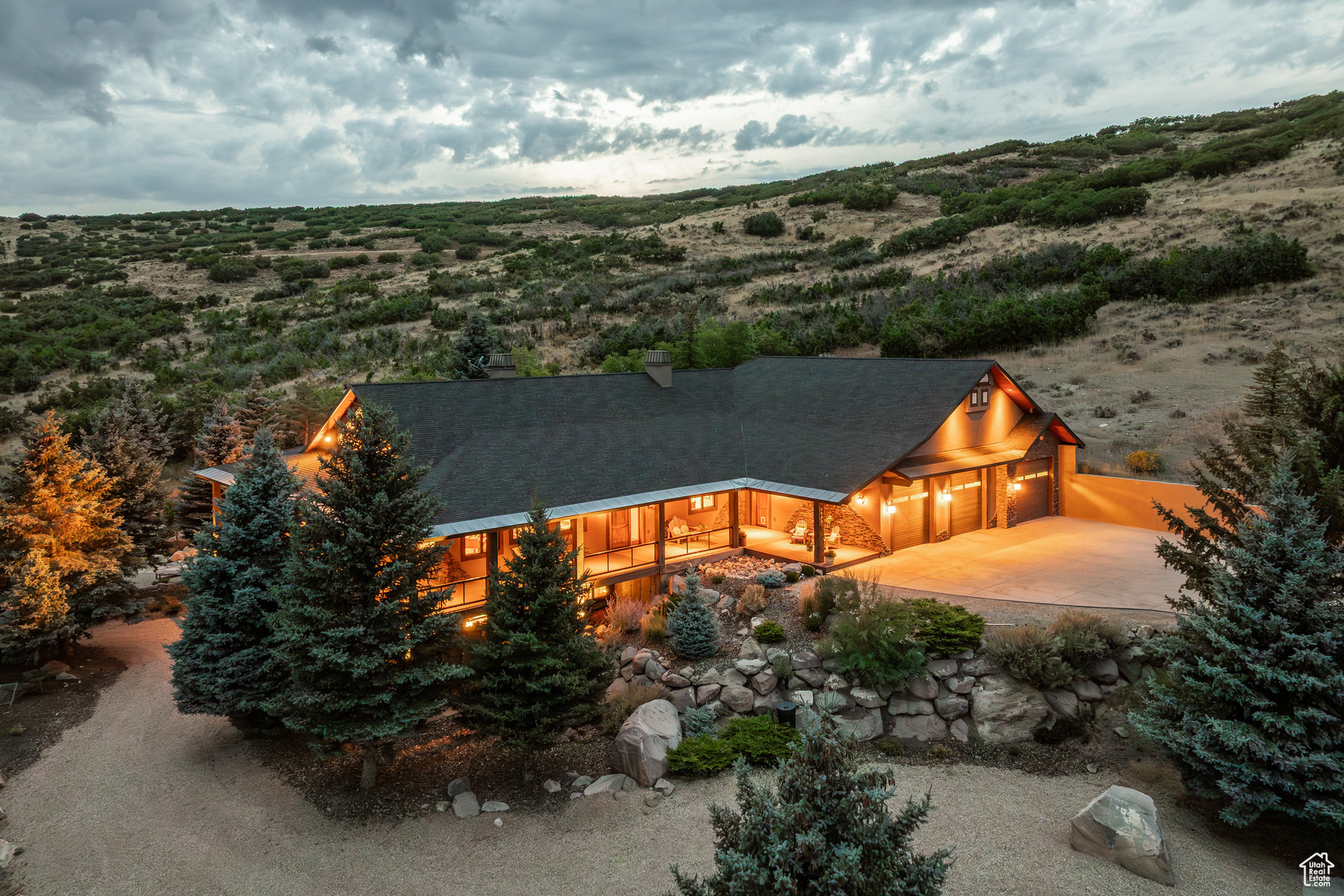 BRIDGE HOLLOW - Residential