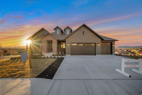 Tiny photo for 176 S 1150 E, Pleasant Grove, UT 84062 (MLS # 2133010)