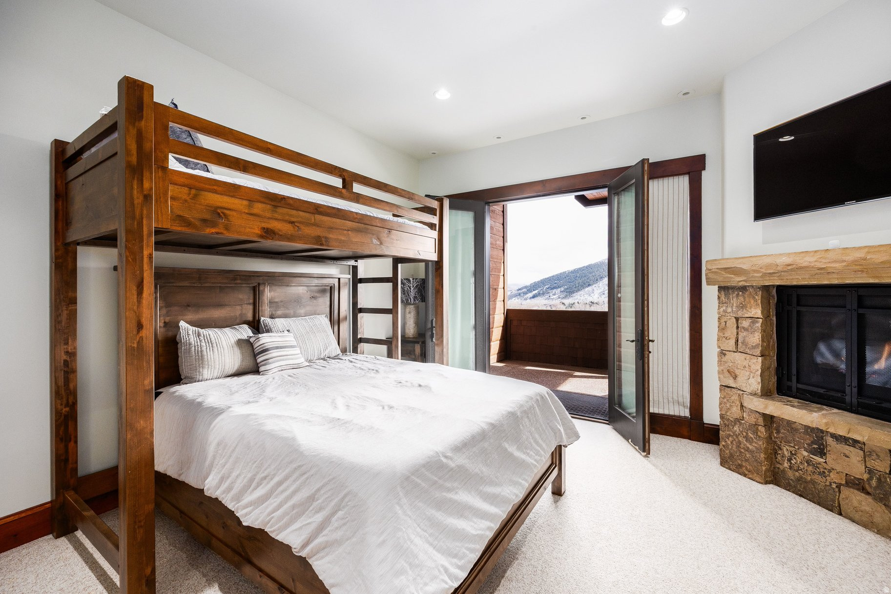 JUNIPER LANDING - Residential