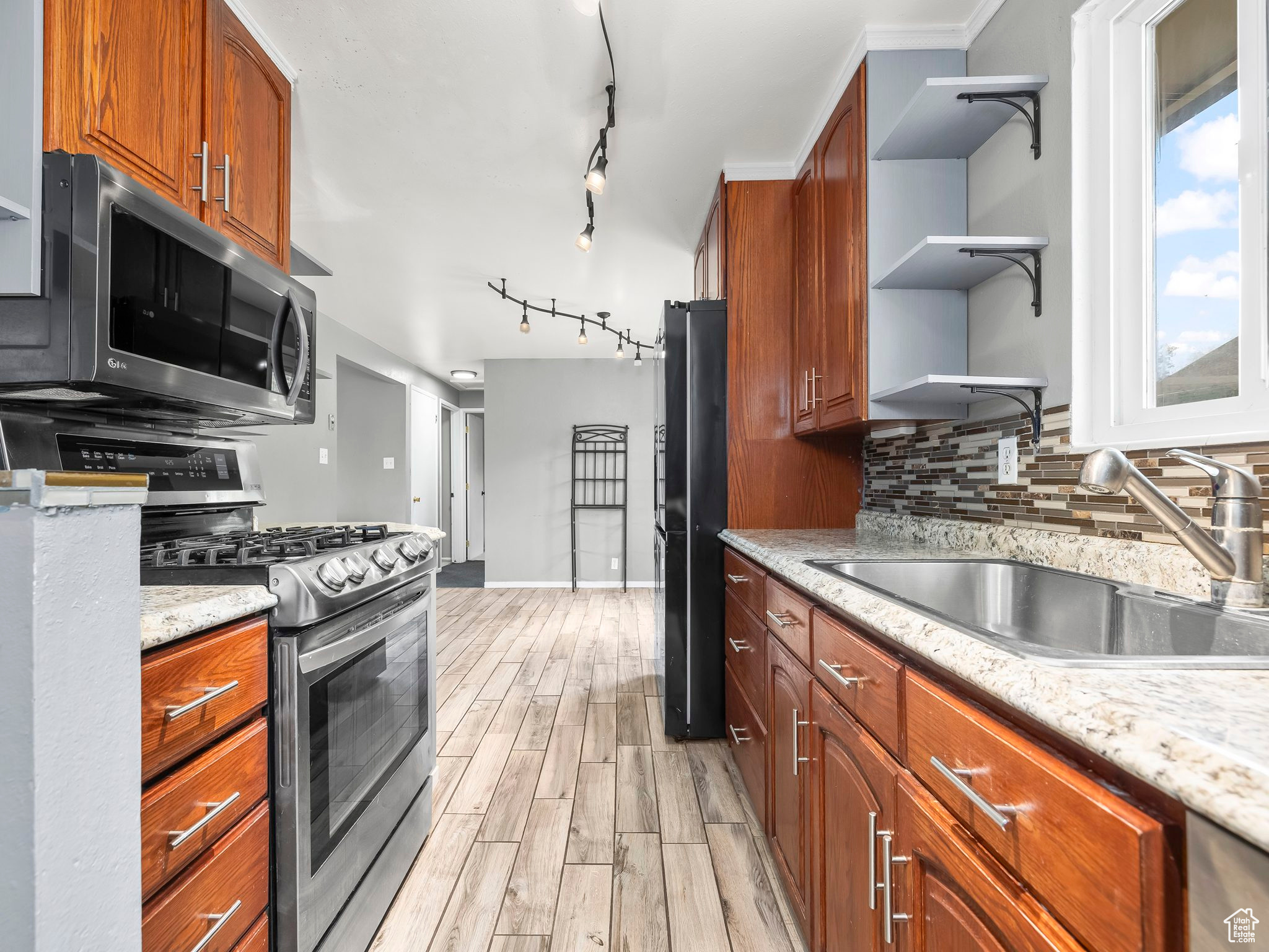 CHERRY ORCHARD - Residential