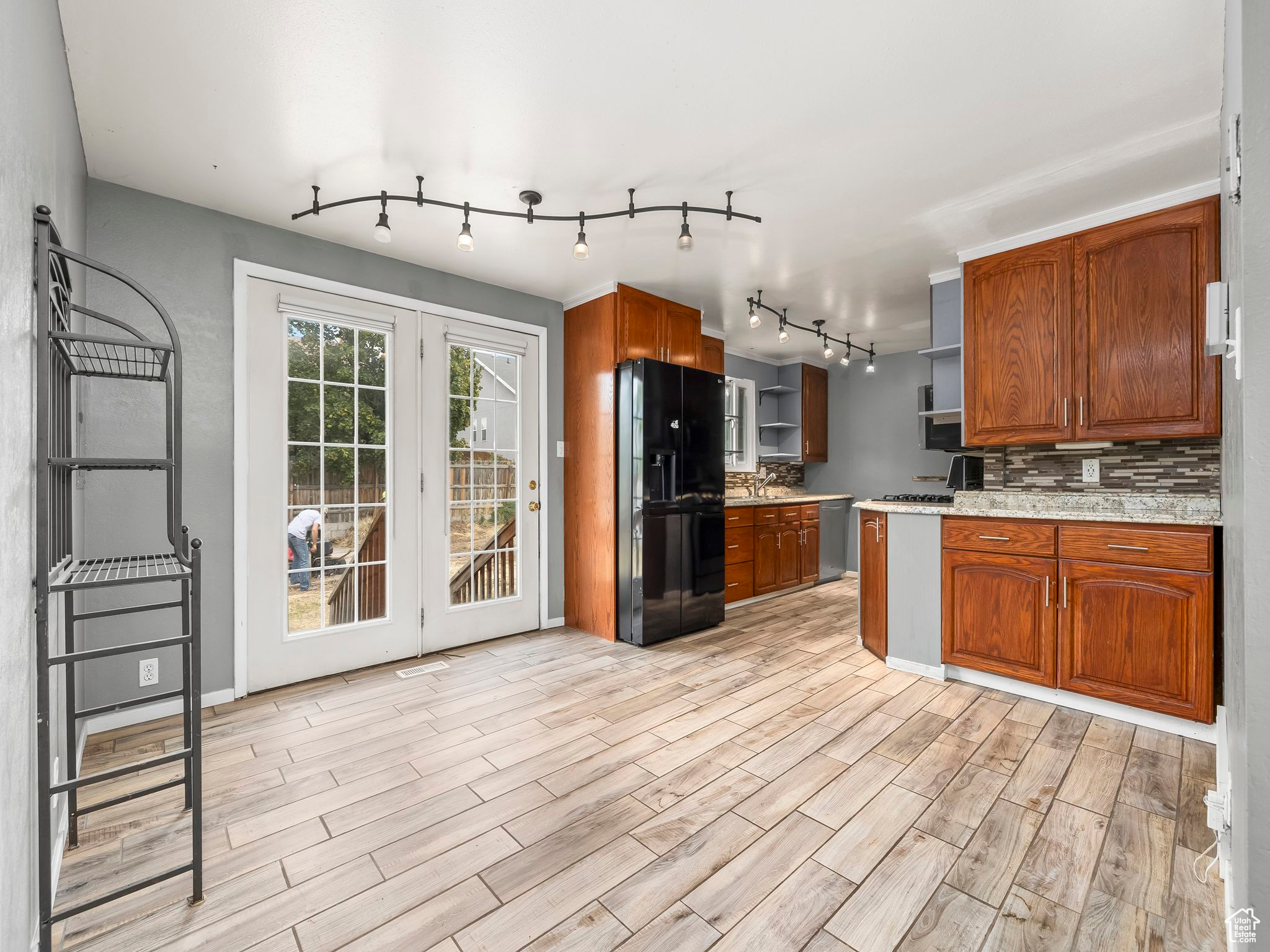 CHERRY ORCHARD - Residential