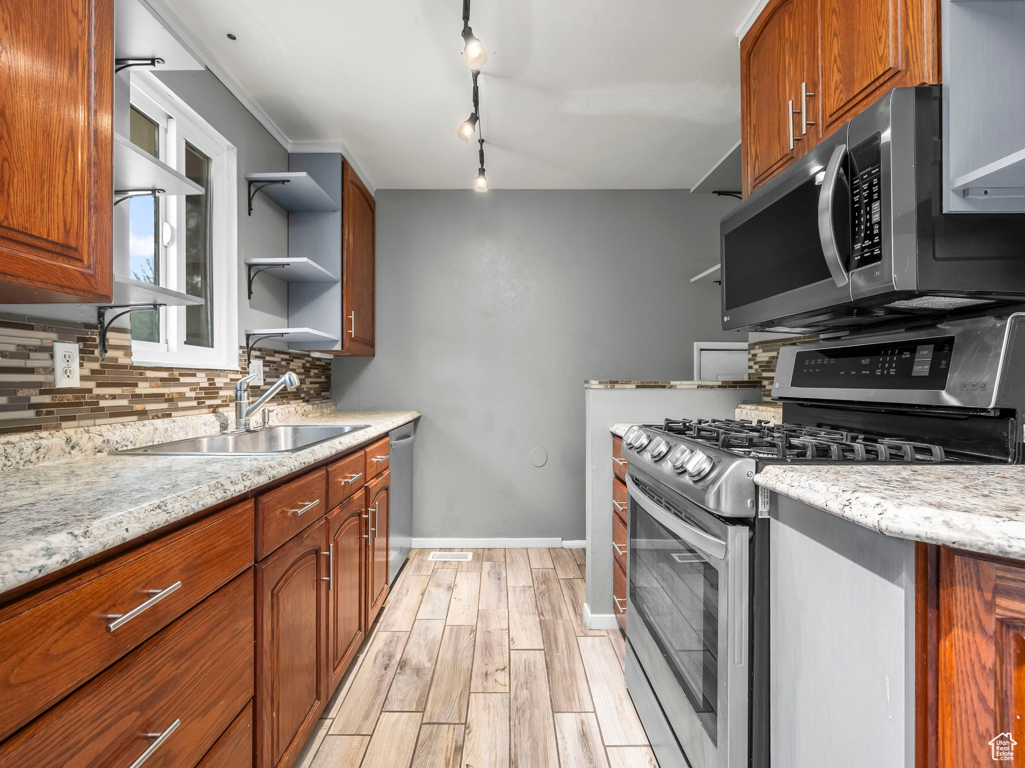 CHERRY ORCHARD - Residential