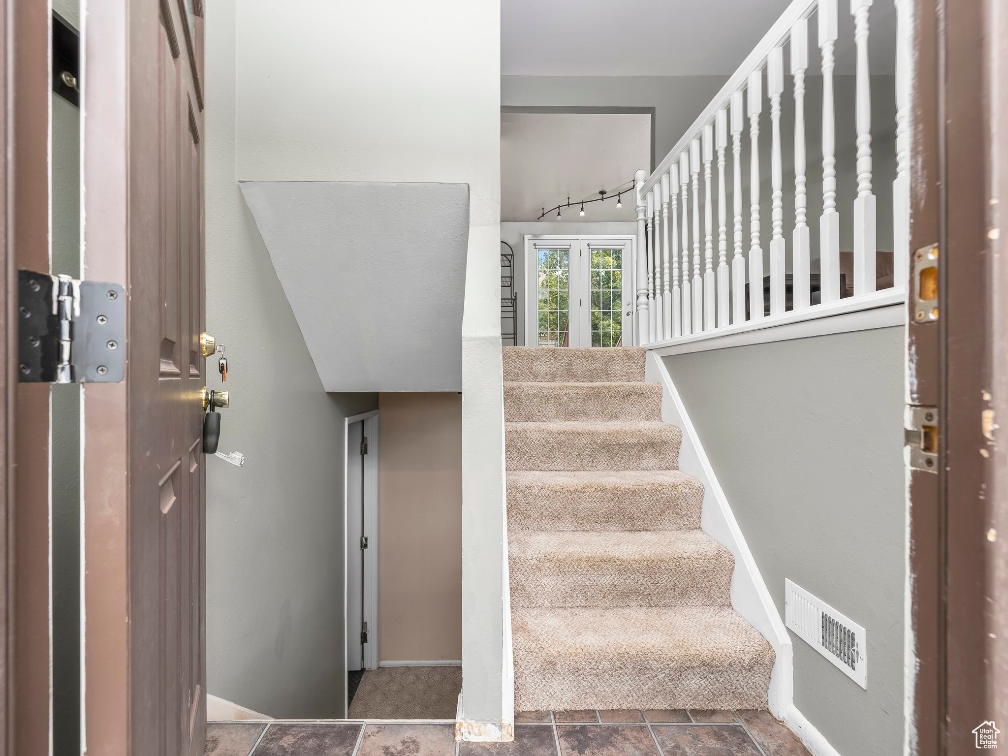 CHERRY ORCHARD - Residential