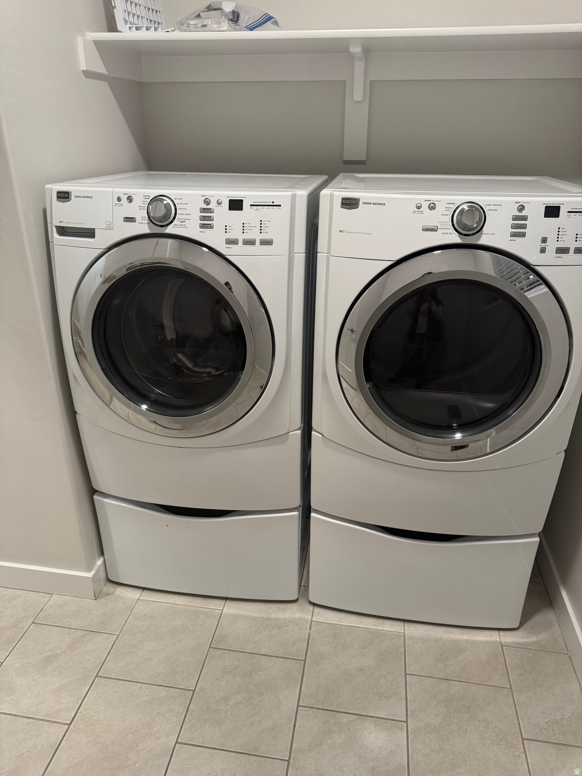 SNOWBERRY - Residential