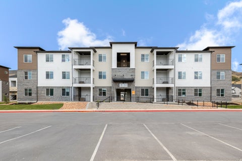 Condo For Sale - 4727 S 690 #W202<br/> Mapleton, UT 84664