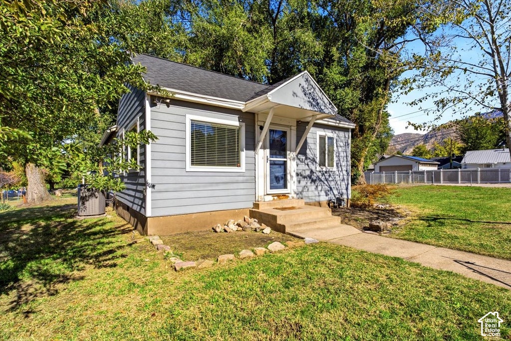 Photo of 454 E 37TH ST S, South Ogden, UT 84403 (MLS # 2192188)