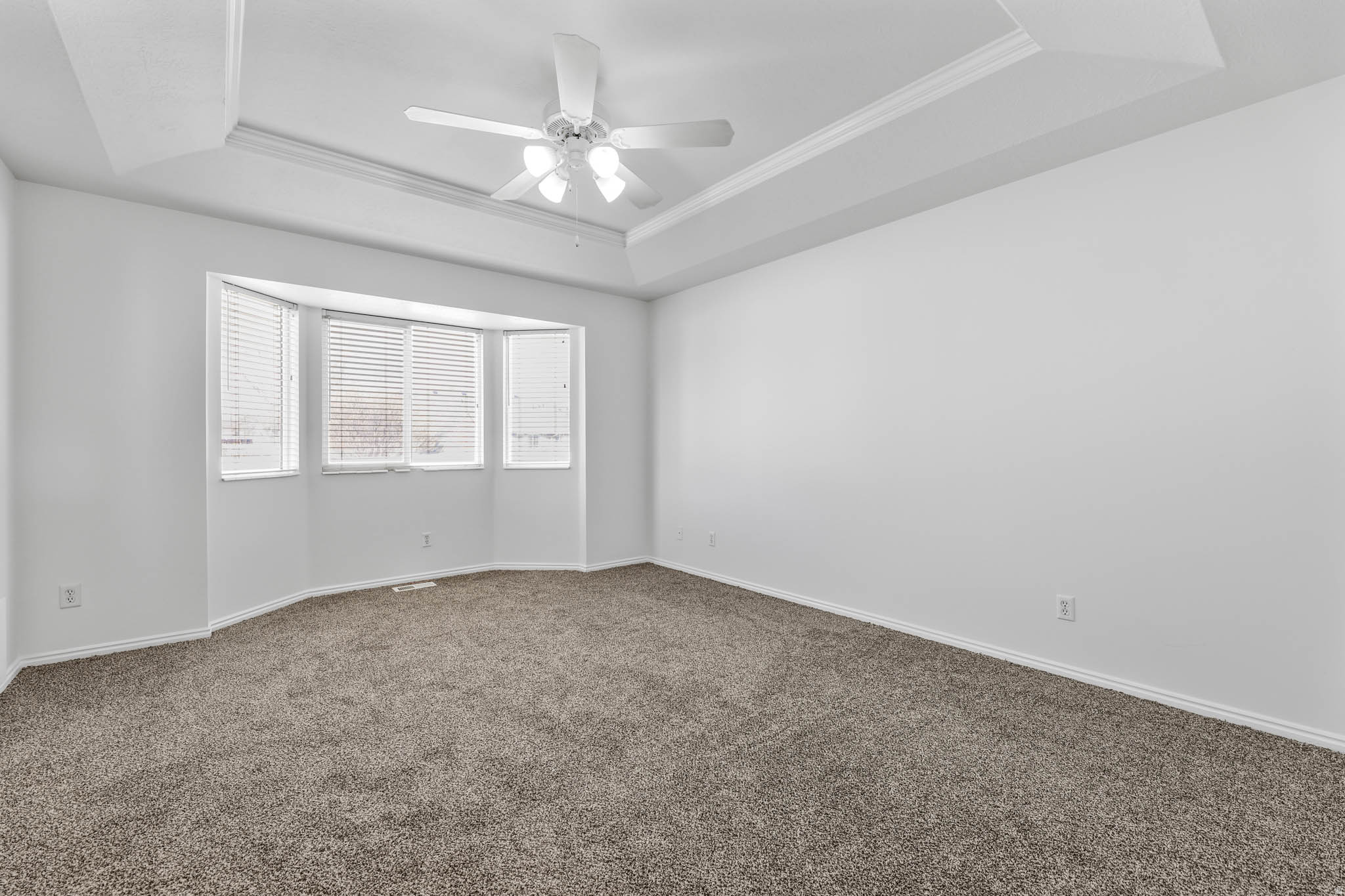 RIVER HILLS - Residential