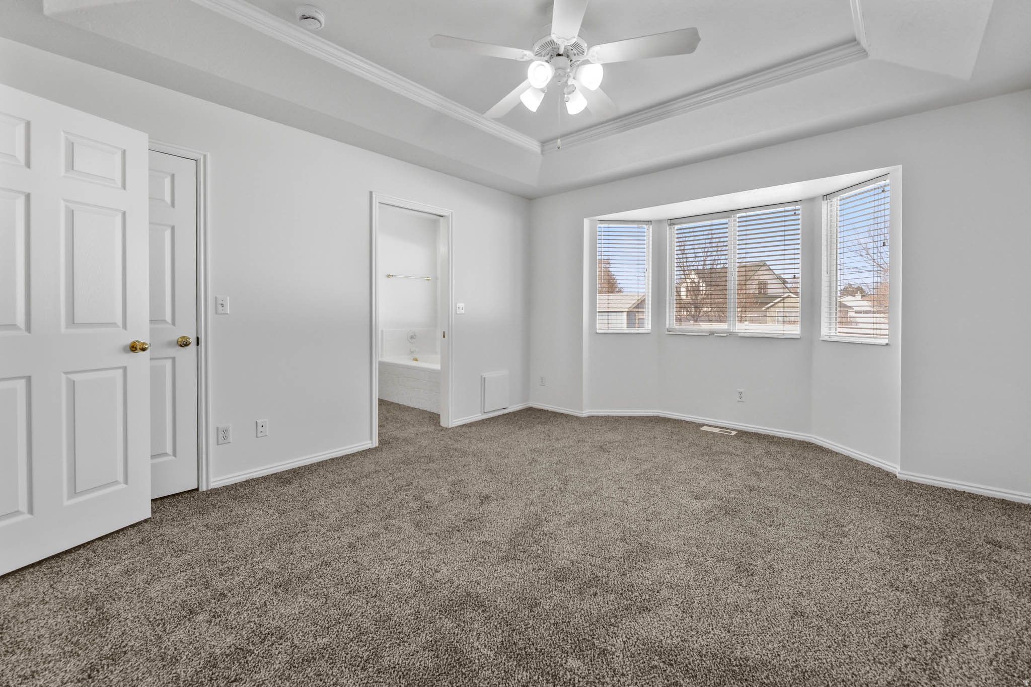 RIVER HILLS - Residential