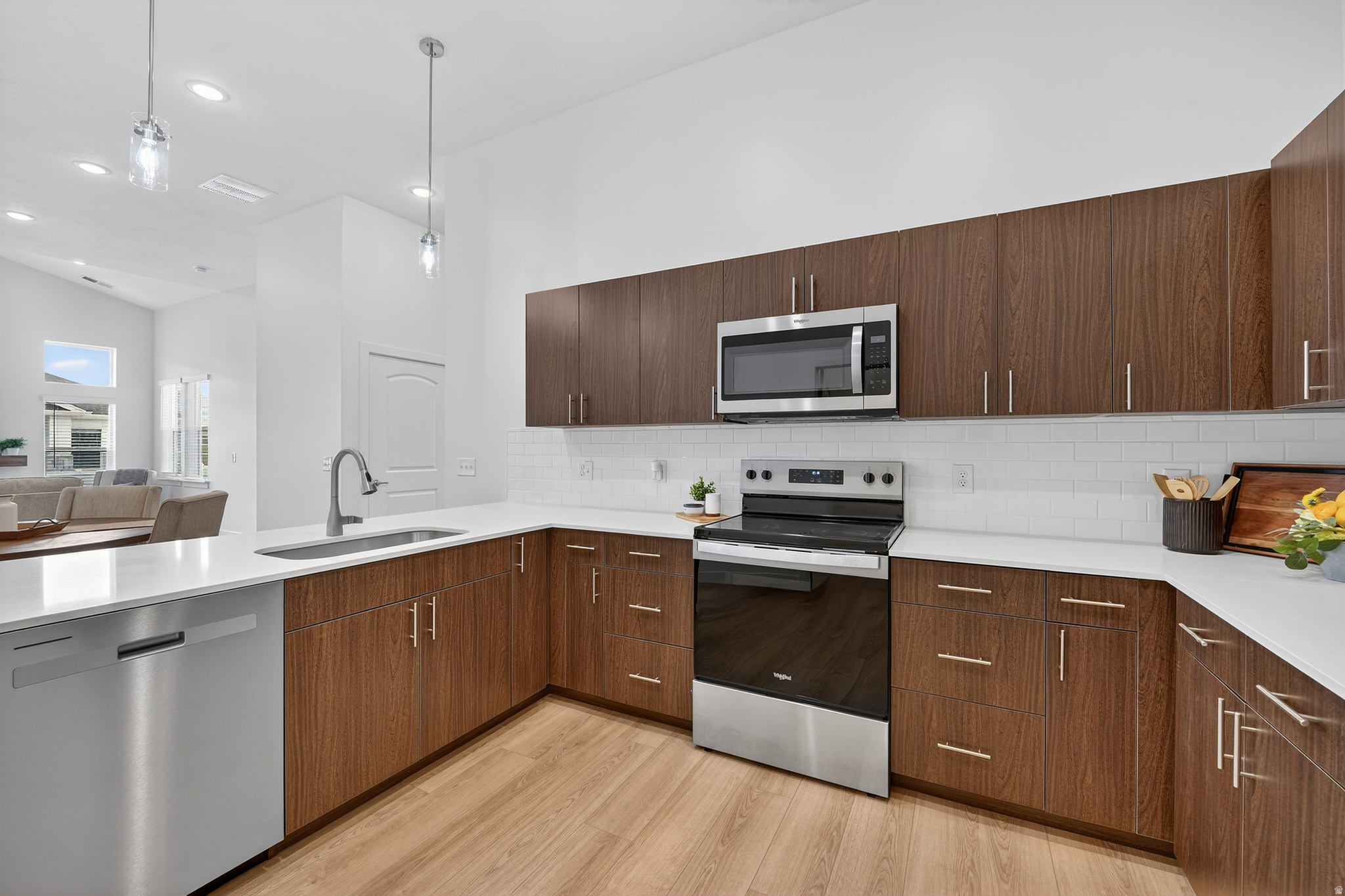 SARATOGA VIEW - Residential