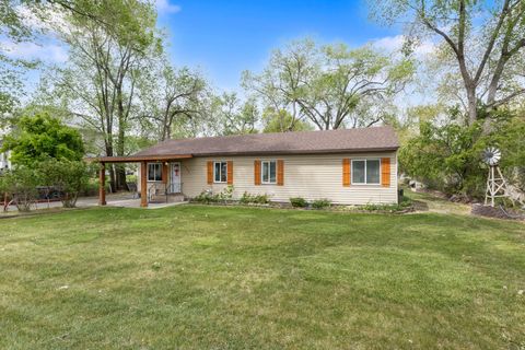 Photo of 2522 S DERBY ST, West Valley City, UT 84119 (MLS # 2152424)