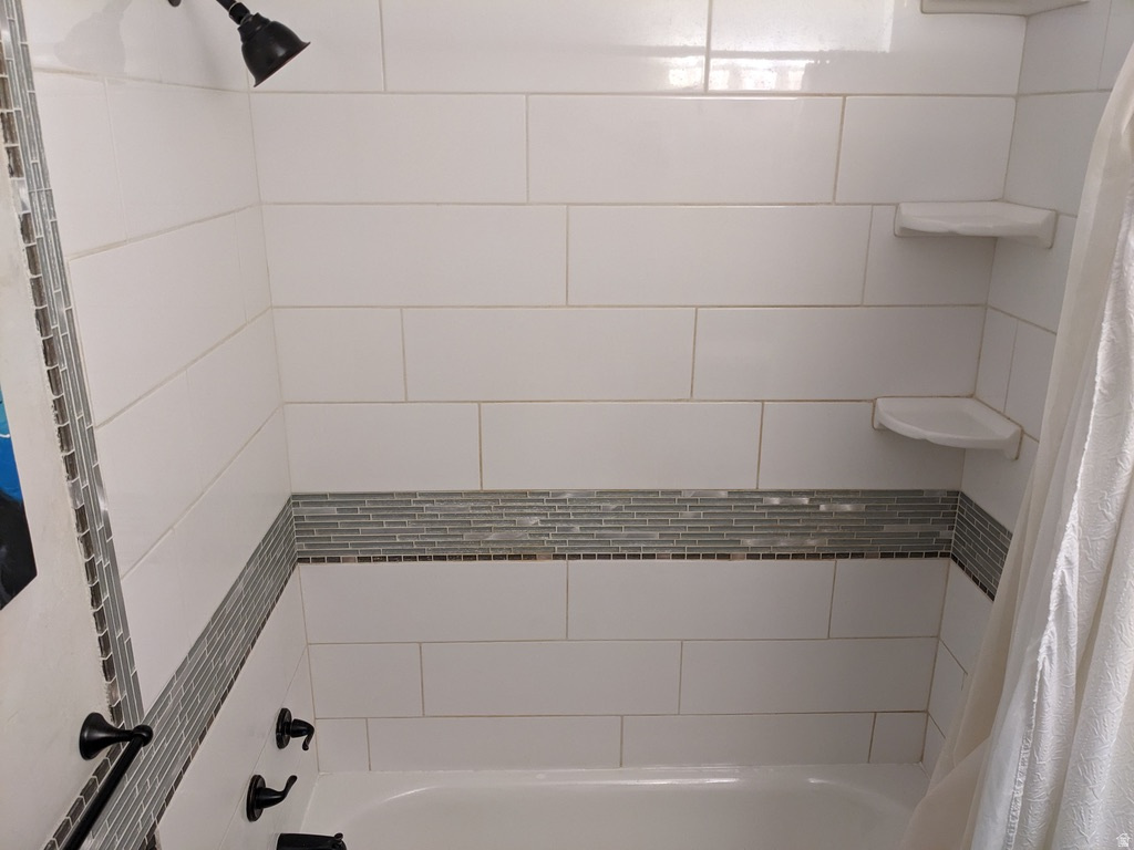 COLLEGE HEIGHTS - Residential