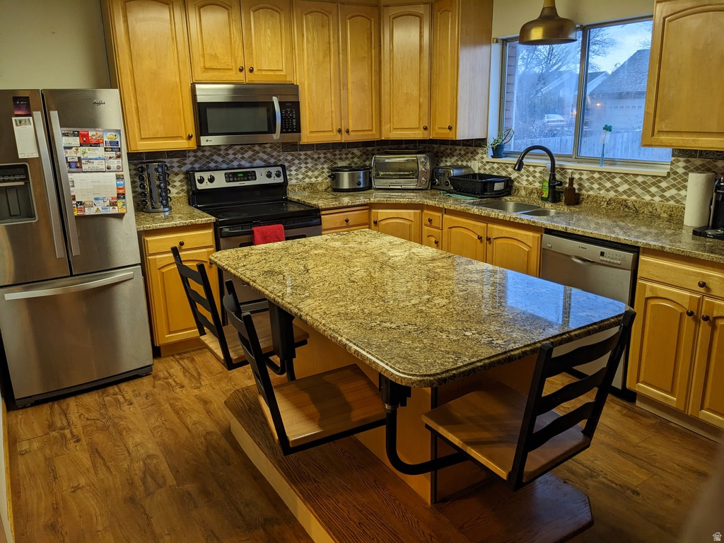 COLLEGE HEIGHTS - Residential