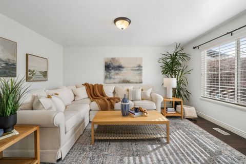 Tiny photo for 10358 N TAMARACK WAY E, Cedar Hills, UT 84062 (MLS # 2128966)