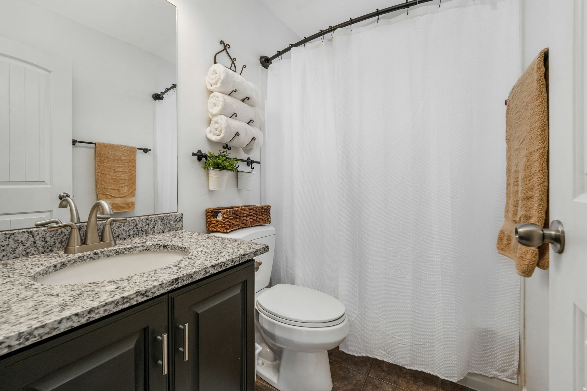 THE CEDARS AT CEDAR HILLS - Residential