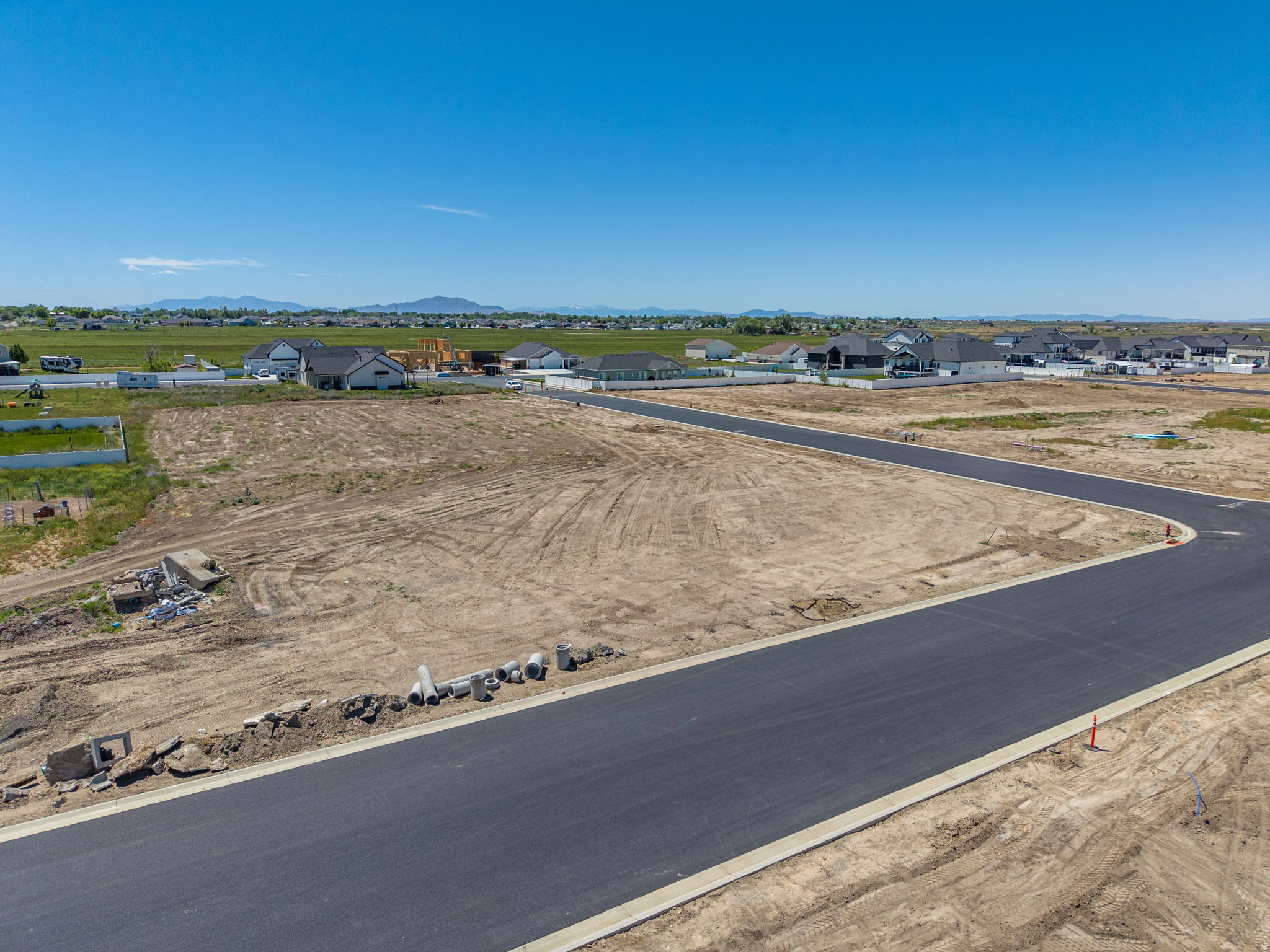 RAWSON RANCH - Land