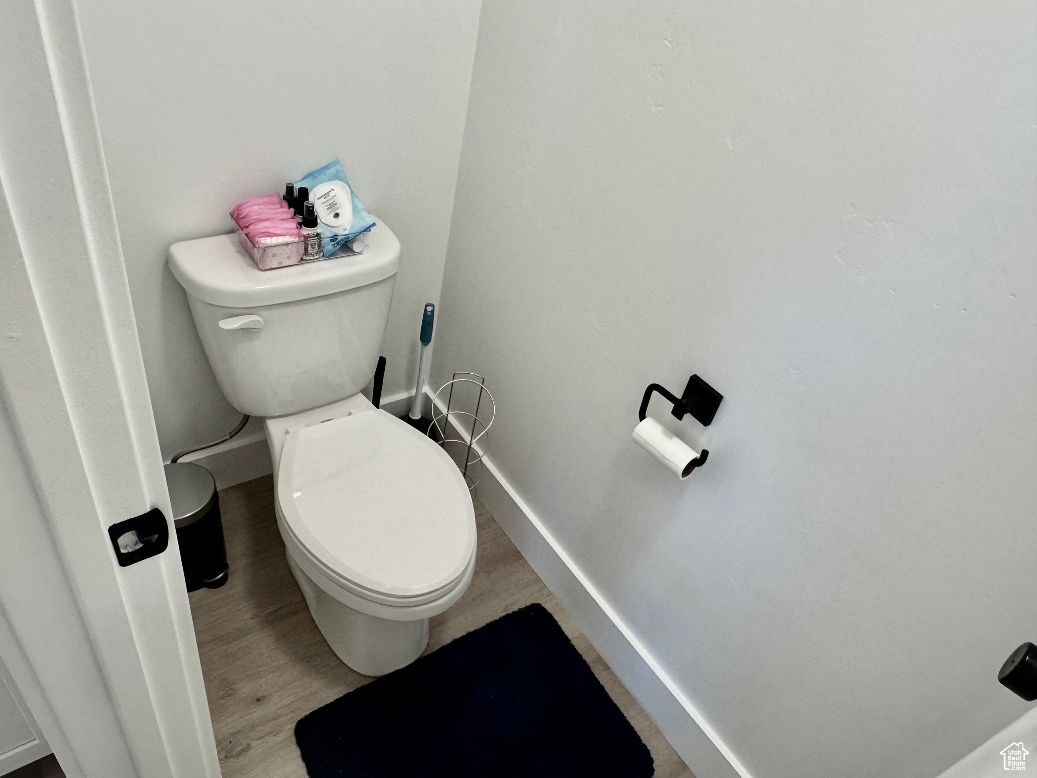 LAKESHORE LANDING - Residential