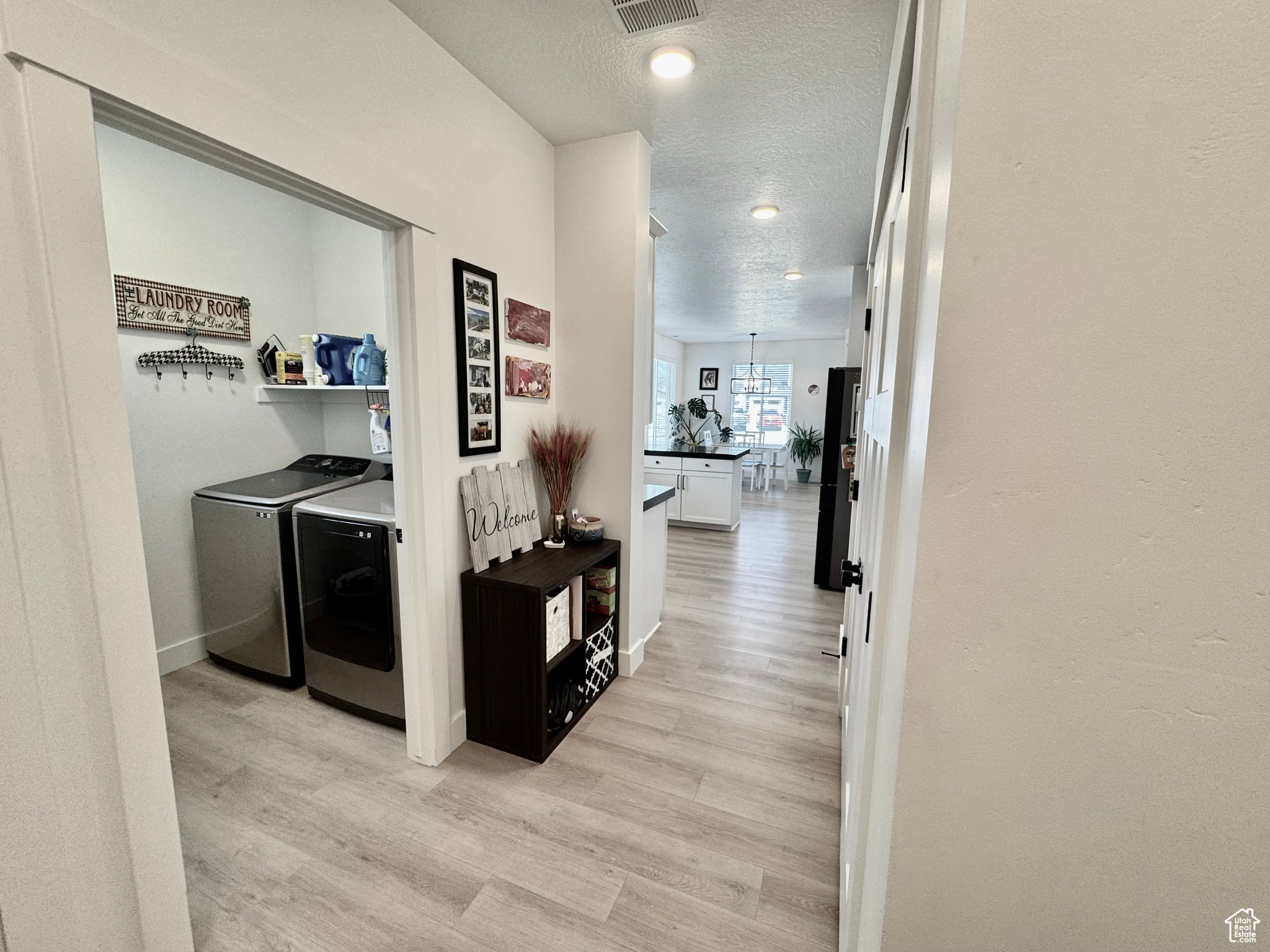 LAKESHORE LANDING - Residential