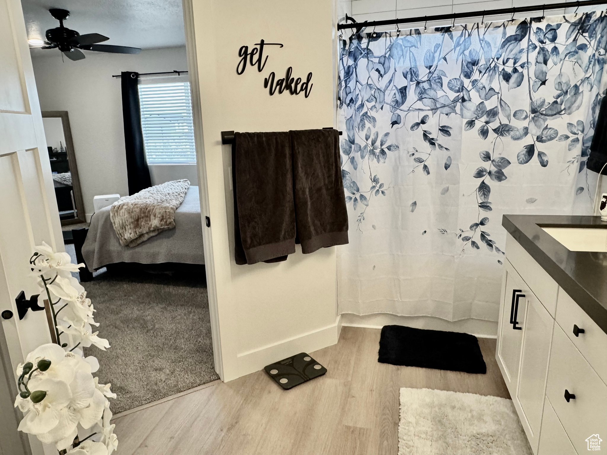 LAKESHORE LANDING - Residential