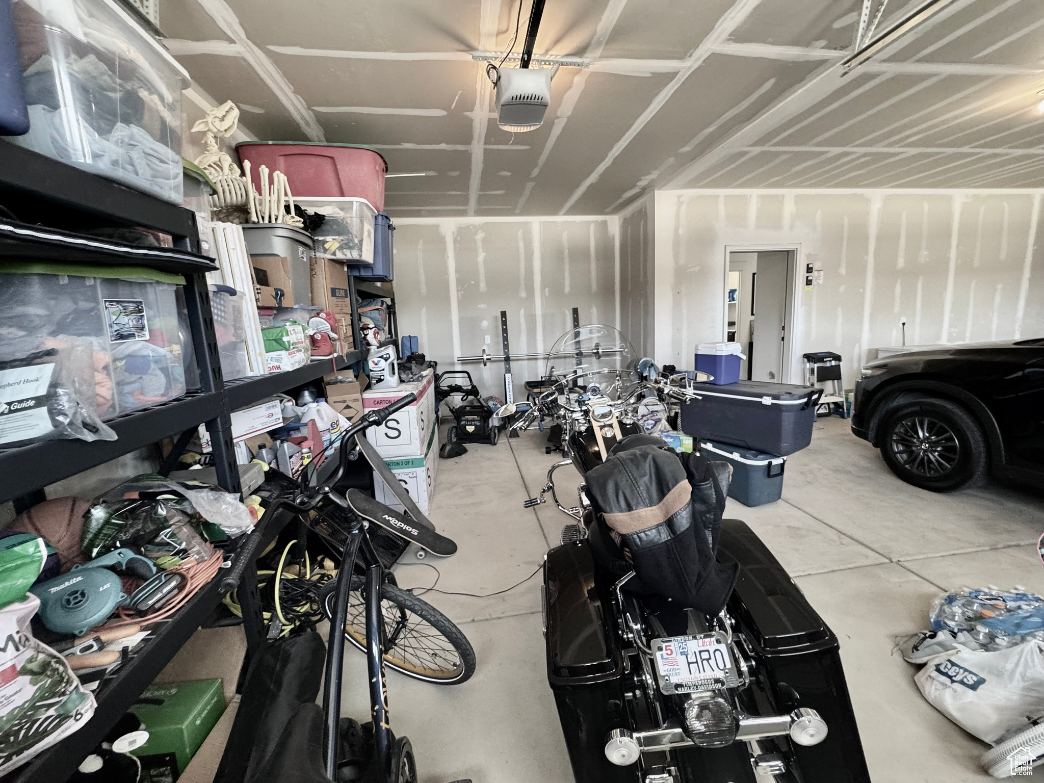 LAKESHORE LANDING - Residential