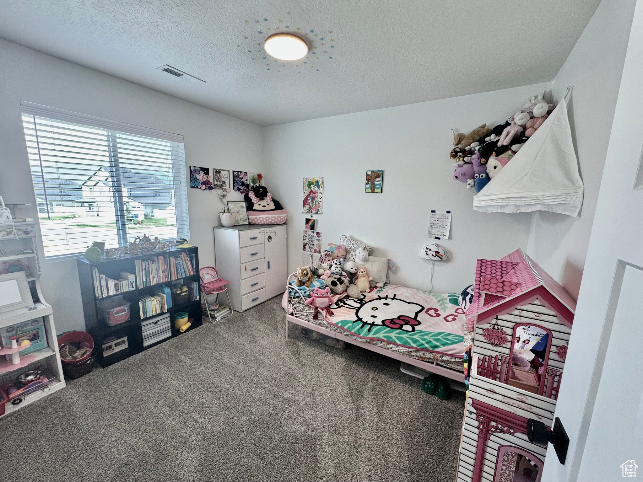 LAKESHORE LANDING - Residential