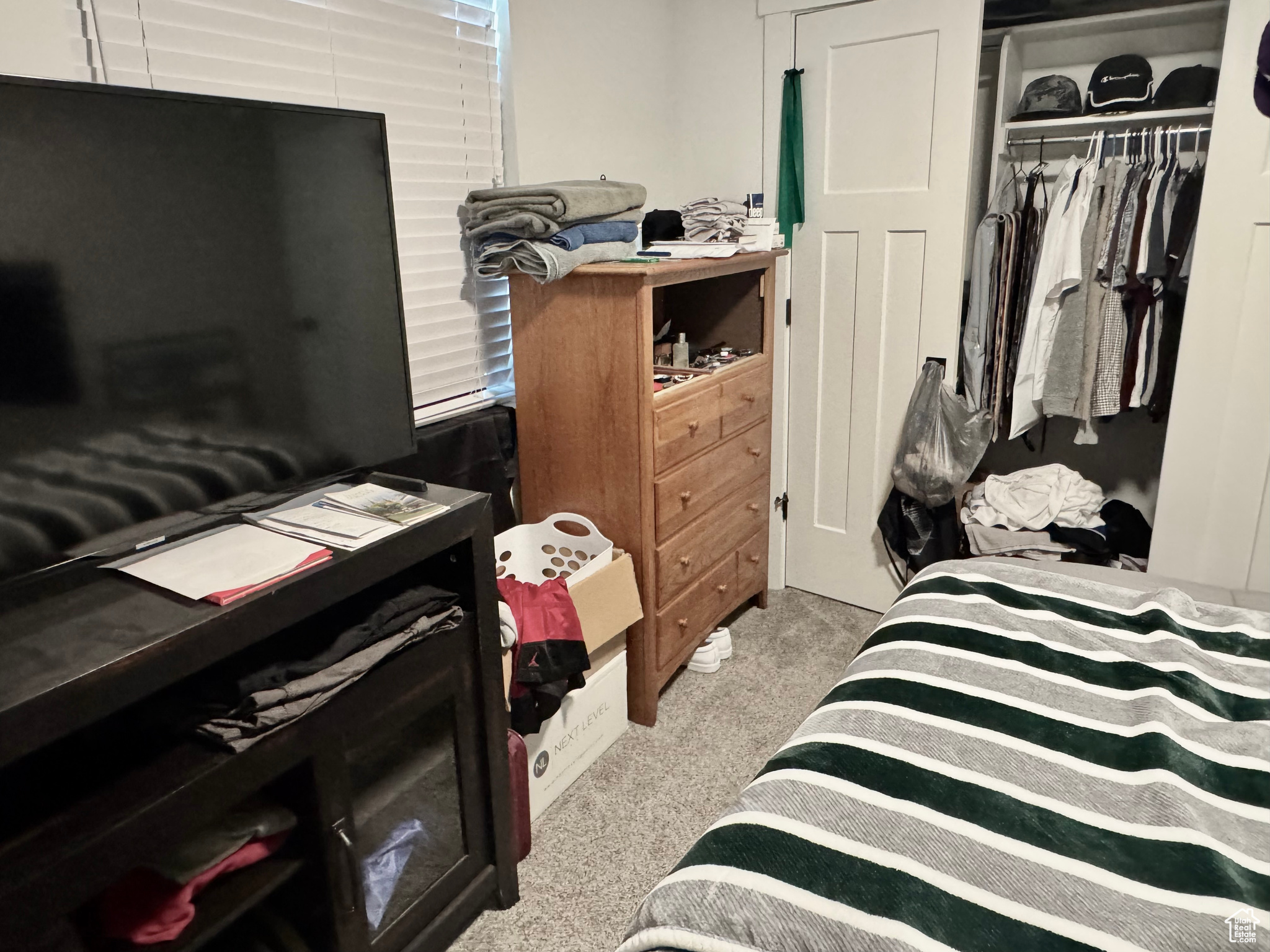 LAKESHORE LANDING - Residential