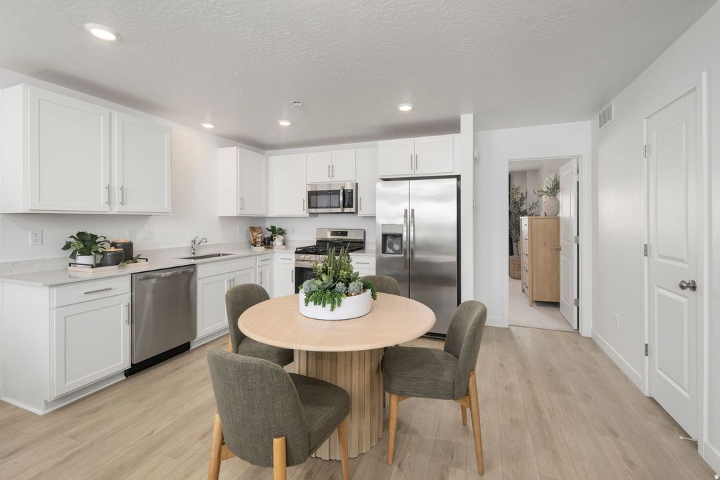 Photo of 698 W EMPRESS ST #17, Santaquin, UT 84655 (MLS # 2134471)