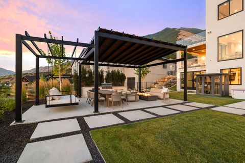 Tiny photo for 343 W BAY DR, Vineyard, UT 84059 (MLS # 2143724)