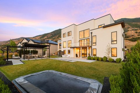 Tiny photo for 343 W BAY DR, Vineyard, UT 84059 (MLS # 2143724)