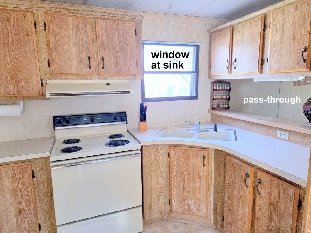Photo of 80 400 N. 500 W, Moab, UT 84532 (MLS # 2143744)