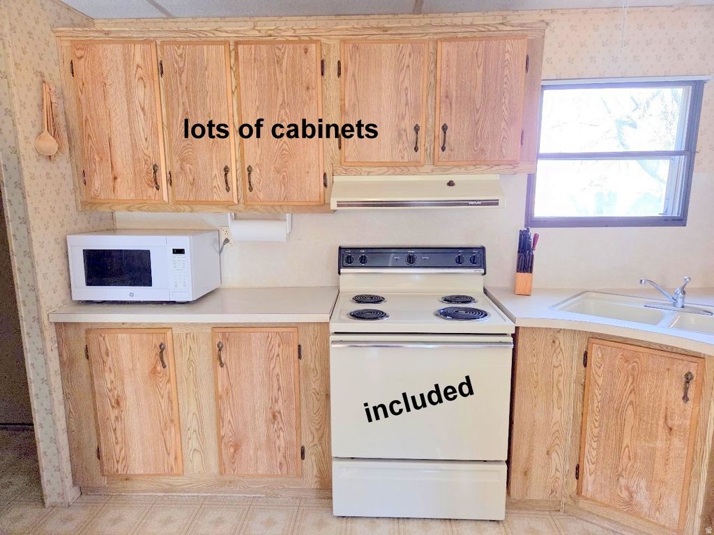 Photo of 80 400 N. 500 W, Moab, UT 84532 (MLS # 2143744)