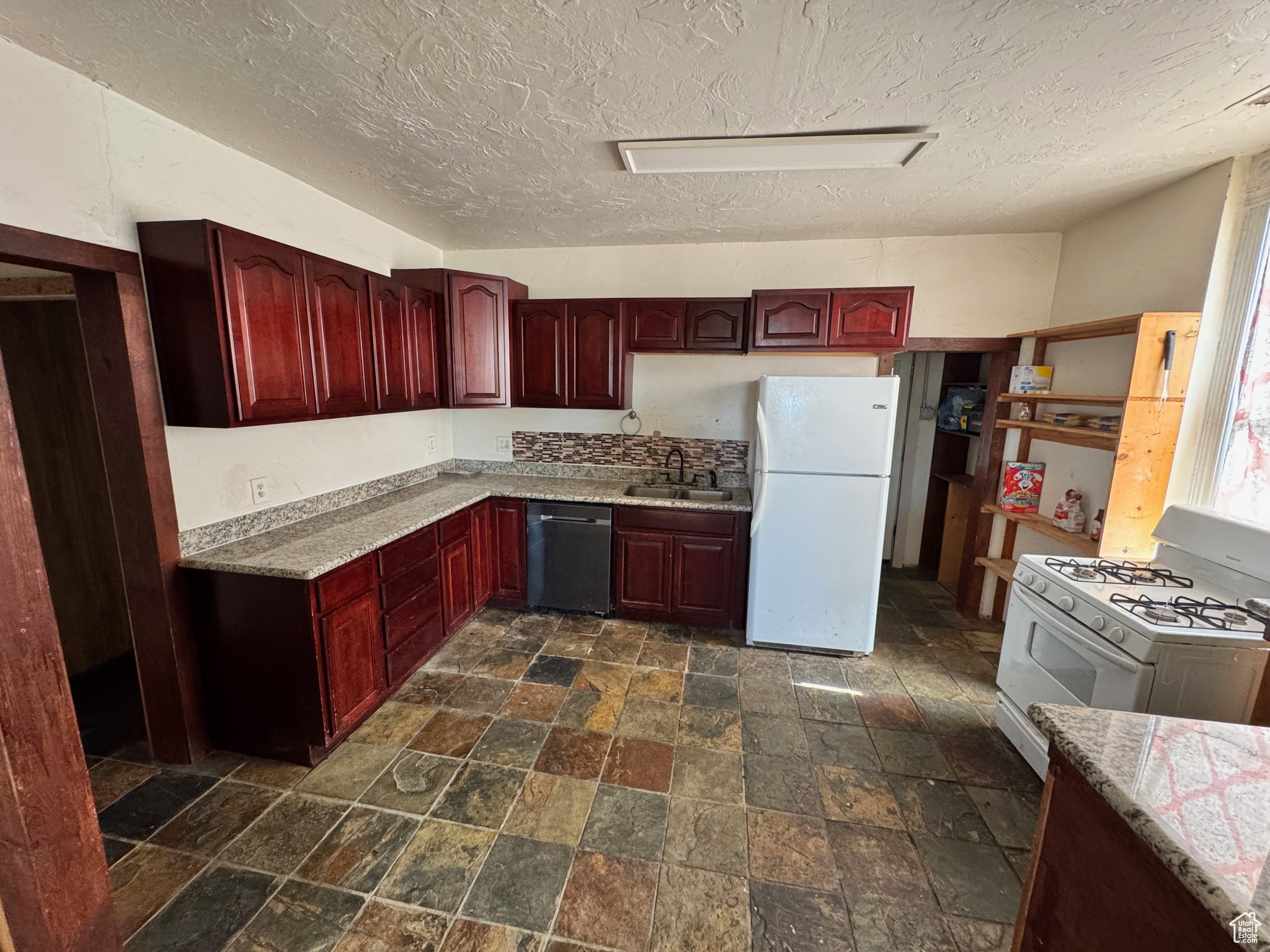 MOUNT BALDY ESTATES - Residential