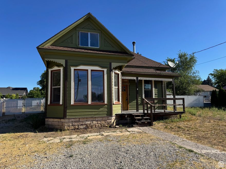Turn of the century home in a great location. Home has new paint on the outside and wood stove. Large laundry room. Cute home that needs some updates. Large lot with new fence in backyard. Seller willing to contribute $5,000 towards buyers closing cost.