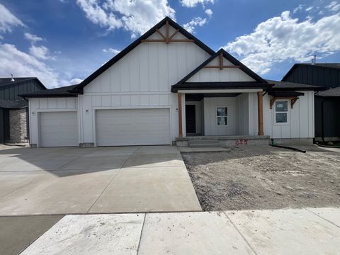 Photo of 4674 N OKTOBERFEST WAY #625, Eagle Mountain, UT 84005 (MLS # 2156154)