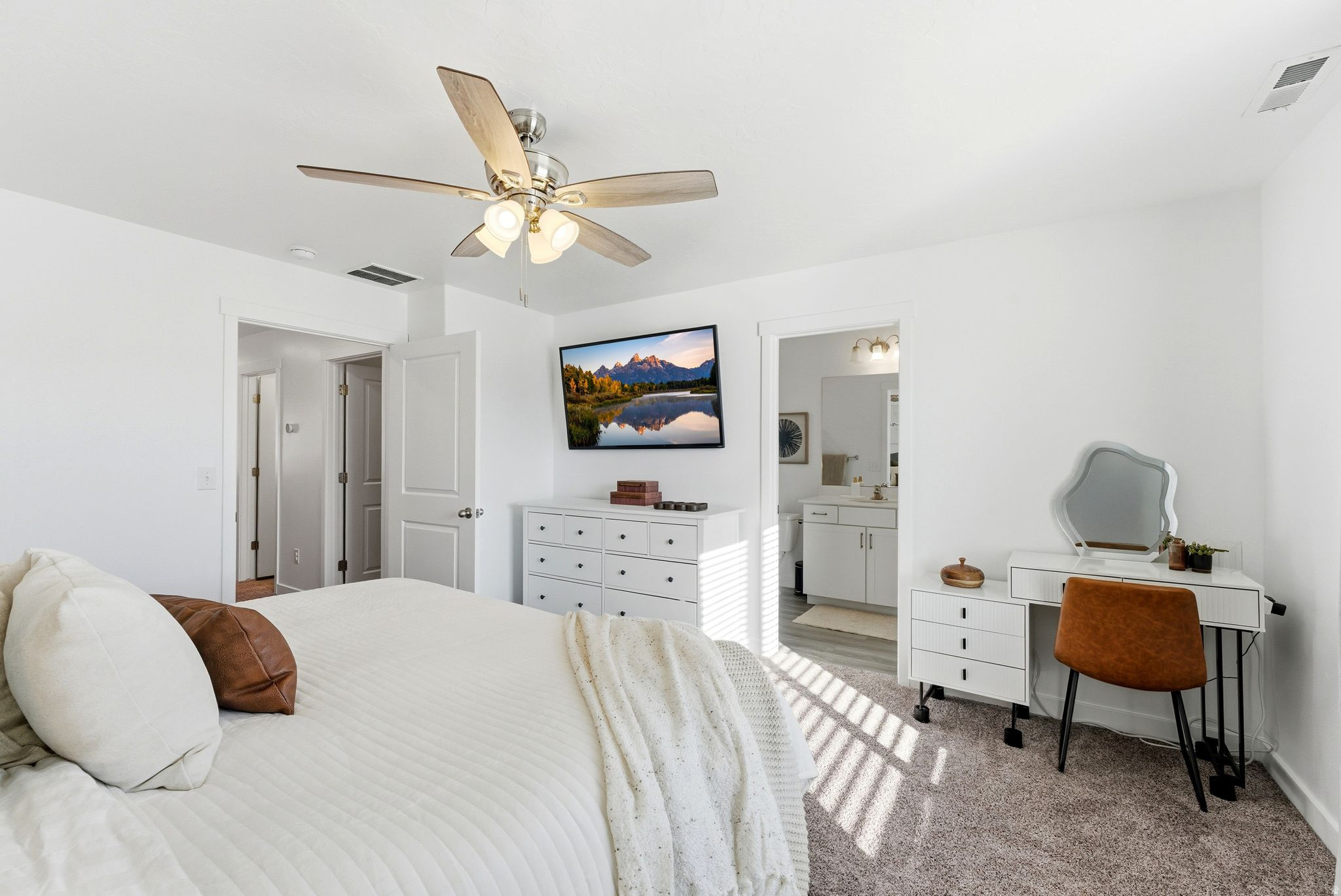 COLD SPRING RANCH - Residential