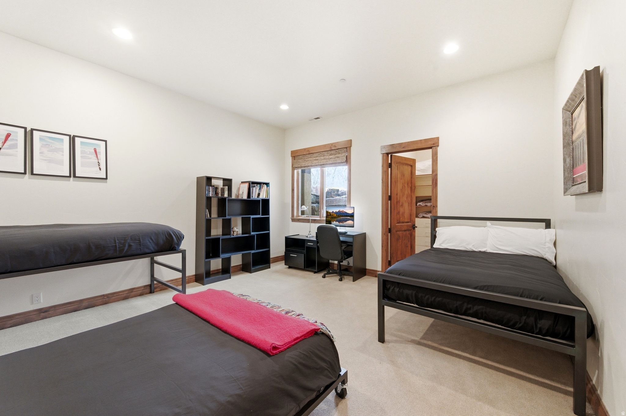 OAKS AT DEER VALLEY - Residential